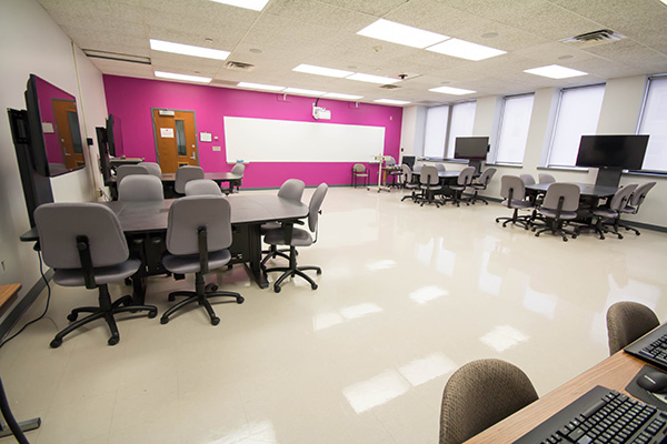 Collaborative Classroom for English/Social Science (212